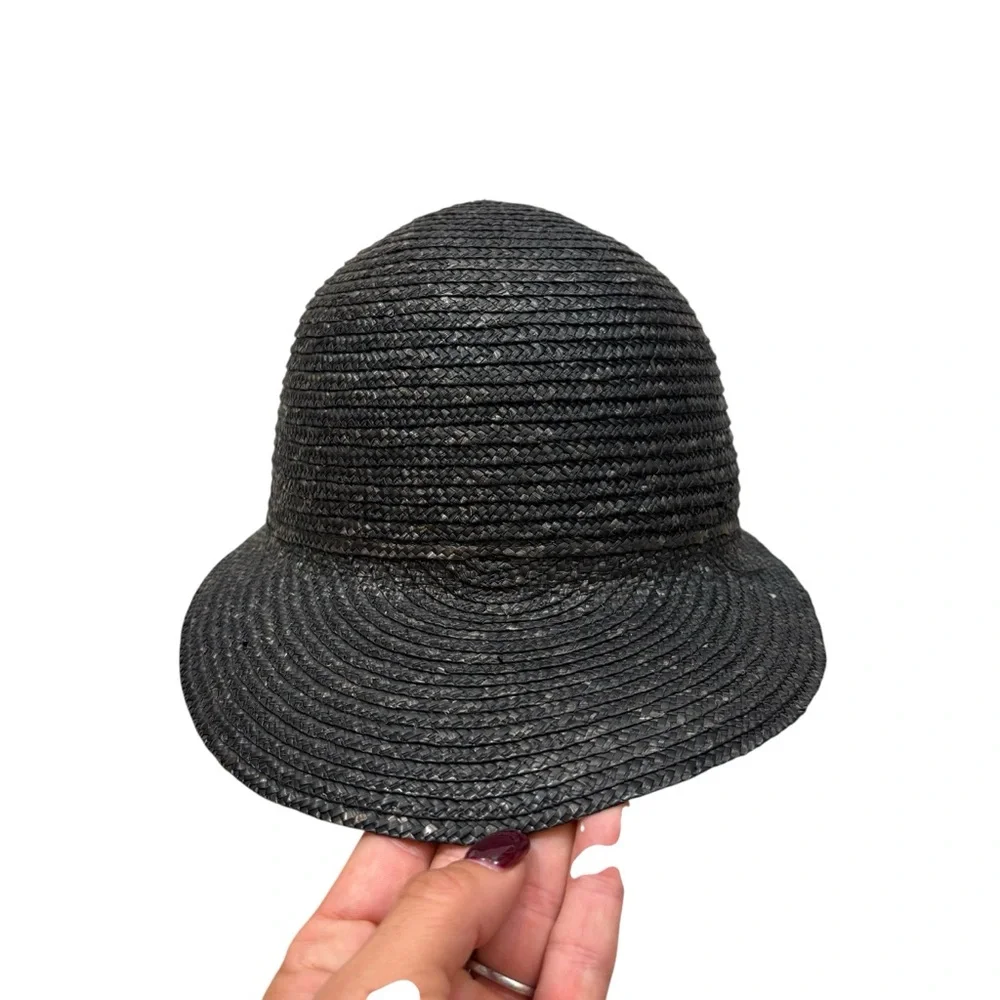 Ladies Saks Fifth Ave Woven Straw‎ Hat with Brim Black and Brown